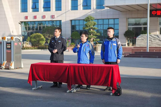 中譽(yù)鼎力智能裝備有限公司進(jìn)行消防實(shí)操演練