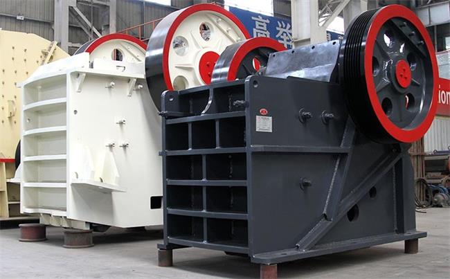 顎式破碎機(jī)外觀